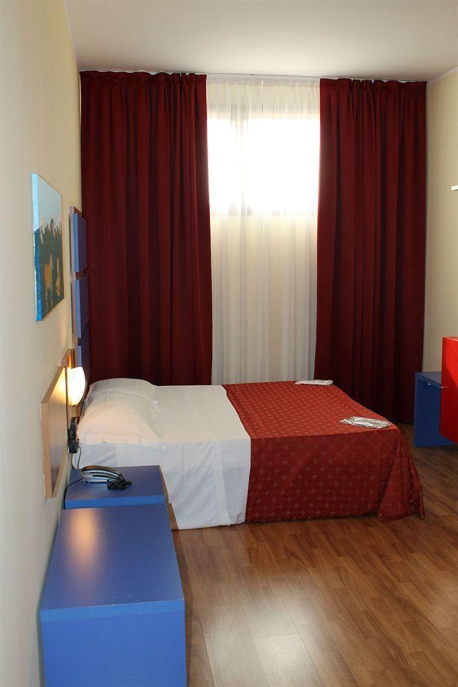 Eco Hotel Lodi Ospedaletto Lodigiano Esterno foto